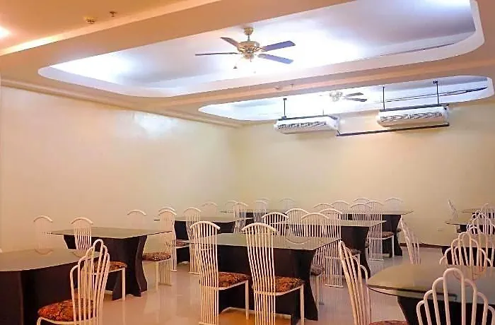 Metro Park - Hotel