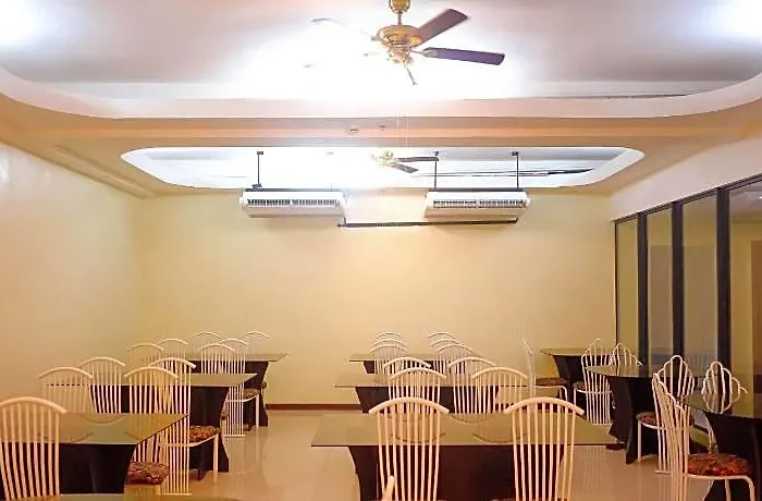 Metro Park - Hotel 2*