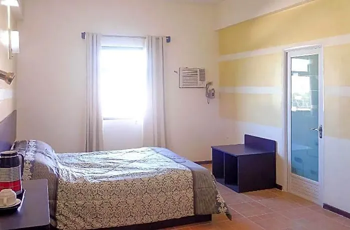 Hotel Metro Park -