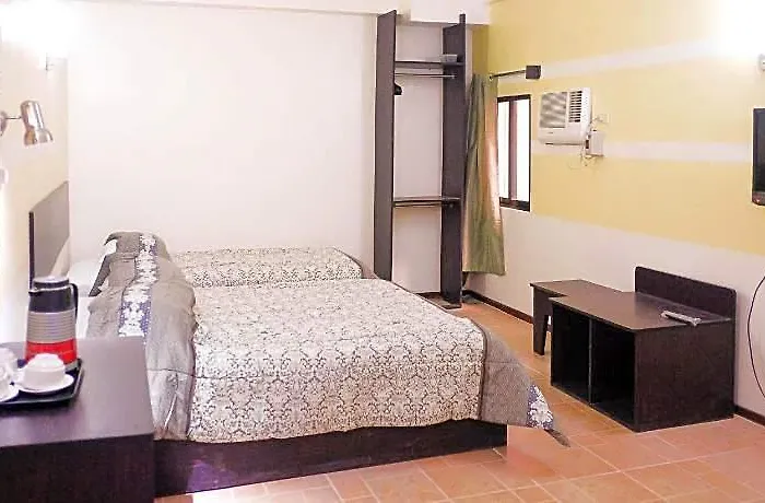 Metro Park - Hotel